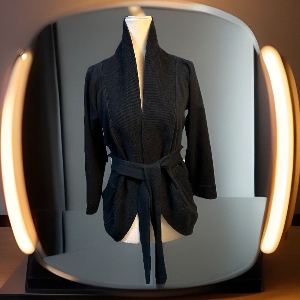 Banana Republic almost Vintage Black Cotton shawl collar kimono style belt S
